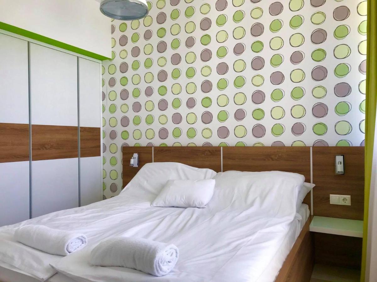 Rubin Eszter Apartman ชาร์วาร์ ภายนอก รูปภาพ